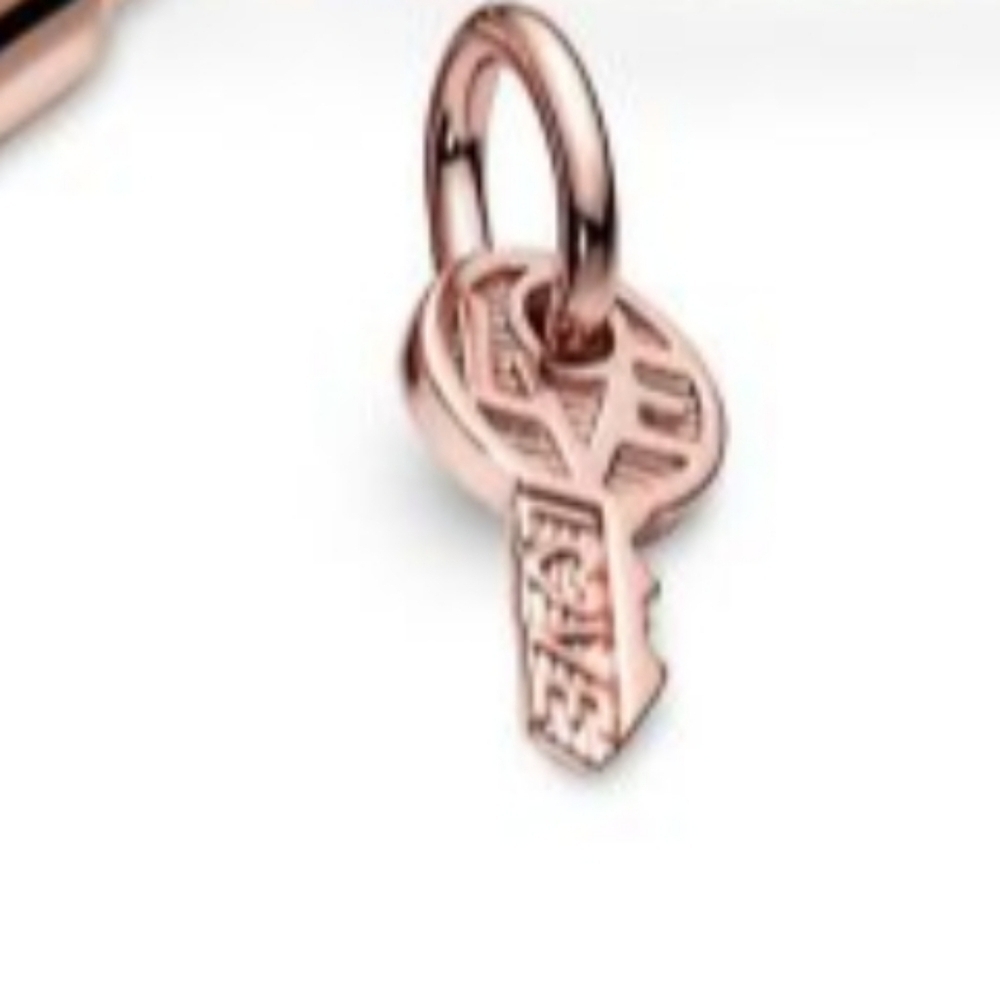 Pandora Key Dangle Charm, Rose Gold-Plated - Picture 6 of 7